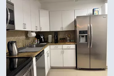 5701 Collins Ave #912, Miami Beach, FL 33140 - Photo 8