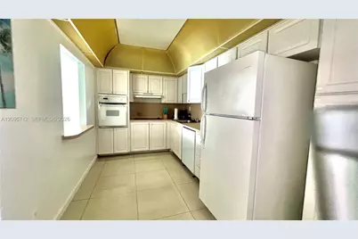 19370 Collins Ave #1106, Sunny Isles Beach, FL 33160 - Photo 4