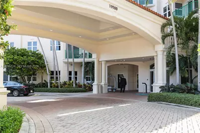 19900 E Country Club Dr #216, Aventura, FL 33180 - Photo 18