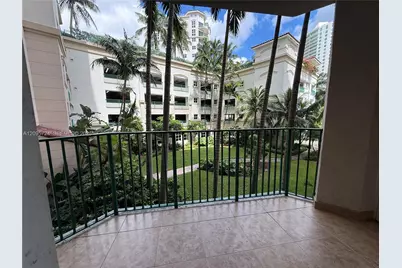 19900 E Country Club Dr #216, Aventura, FL 33180 - Photo 10