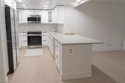 3051 N Course Dr #107, Pompano Beach, FL 33069 - Photo 10