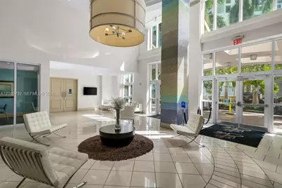 2000 N Bayshore Dr #702, Miami, FL 33137 - Photo 22