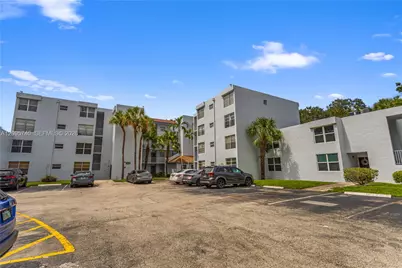 9400 Live Oak Pl #103, Davie, FL 33324 - Photo 1