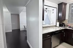 8411 Forest Hills Dr, Coral Springs, FL 33065 - Photo 10
