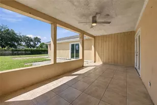 392 NW Ferris Dr, Port Saint Lucie, FL 34983 - Photo 32