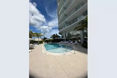 2411 Laguna Circle #1204, Miami, FL 33181 - Photo 6