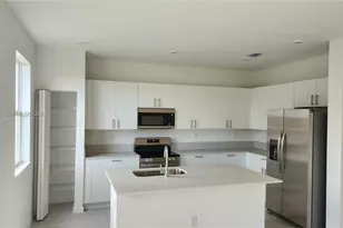 2518 SE 25th Dr, Homestead, FL 33035 - Photo 10