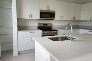 2518 SE 25th Dr, Homestead, FL 33035 - Photo 12