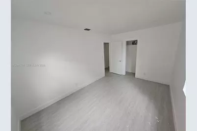700 NE 7th St, Pompano Beach, FL 33060 - Photo 10