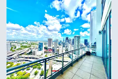 90 SW 3rd St #PH-10, Miami, FL 33130 - Photo 10