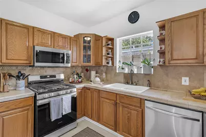 7611 NW 3rd Ave, Miami, FL 33150 - Photo 10