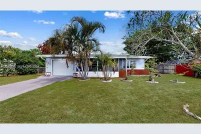 554 NW Sagamore Ter, Port Saint Lucie, FL 34983 - Photo 1