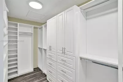 20102 NW 62nd Ave, Hialeah, FL 33015 - Photo 14
