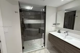 7000 Island Blvd, Aventura, FL 33160 - Photo 10