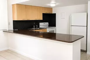 16740 NE 9th Ave, North Miami Beach, FL 33162 - Photo 4