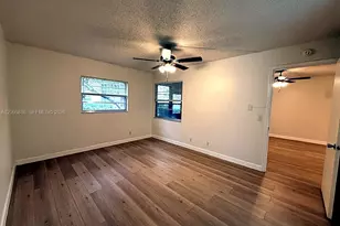1200 SW 124th Terrace, Pembroke Pines, FL 33027 - Photo 14