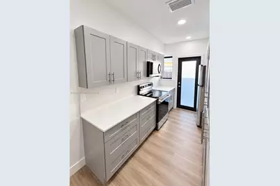 2080 NE 172nd St #0, North Miami Beach, FL 33162 - Photo 6