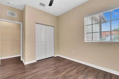 3530 NW 29th Ct, Lauderdale Lakes, FL 33311 - Photo 16