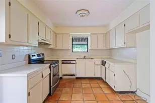 10618 SW 148th Ave Dr, Miami, FL 33196 - Photo 18