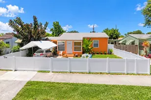 2343 McKinley St, Hollywood, FL 33020 - Photo 1