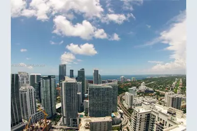 55 SW 9th St #1405, Miami, FL 33130 - Photo 18