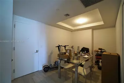 55 SW 9th St #1405, Miami, FL 33130 - Photo 12