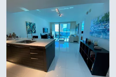 200 Biscayne Boulevard Way #4011, Miami, FL 33131 - Photo 8