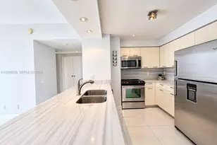 2475 Brickell Ave, Miami, FL 33129 - Photo 6