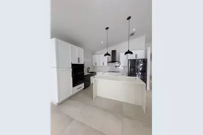 8932 NW 149th Ter #na, Miami Lakes, FL 33018 - Photo 6