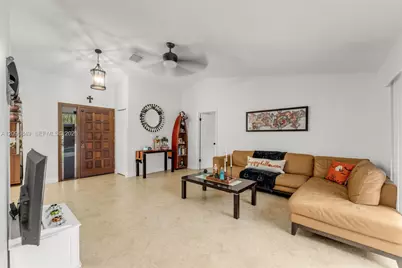 13711 SW 108th St, Miami, FL 33186 - Photo 6