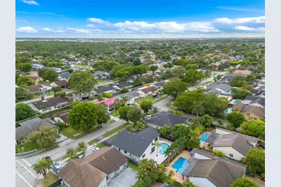 13711 SW 108th St, Miami, FL 33186 - Photo 34