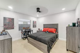 13711 SW 108th St, Miami, FL 33186 - Photo 18