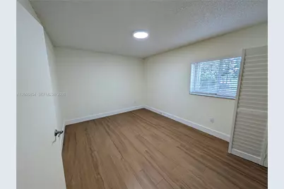 3600 N 56th Ave #101, Hollywood, FL 33021 - Photo 4