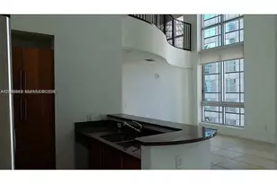 300 S Biscayne Blvd, Miami, FL 33131 - Photo 22
