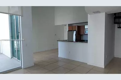 300 S Biscayne Blvd #Loft 1034, Miami, FL 33131 - Photo 6