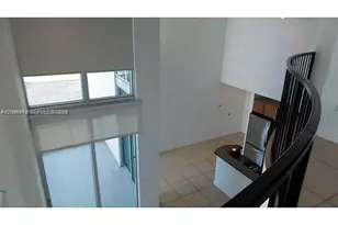 300 S Biscayne Blvd, Miami, FL 33131 - Photo 16