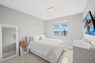 7910 Harbor Island, North Bay Village, FL 33141 - Photo 16
