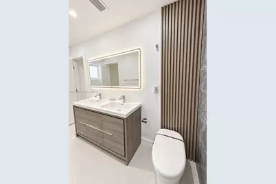 710 NW 176th Ter, Miami Gardens, FL 33169 - Photo 12