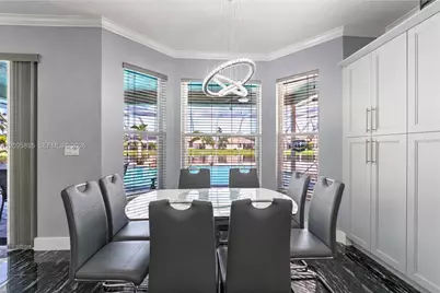 13787 NW 19th Ct, Pembroke Pines, FL 33028 - Photo 10