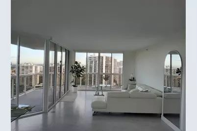 20185 E Country Club Dr #2406, Aventura, FL 33180 - Photo 4