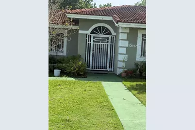12642 SW 221st St, Miami, FL 33170 - Photo 2