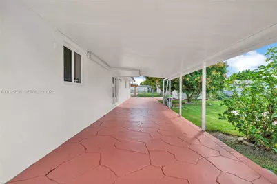 2610 SW 108th Ave, Miami, FL 33165 - Photo 18