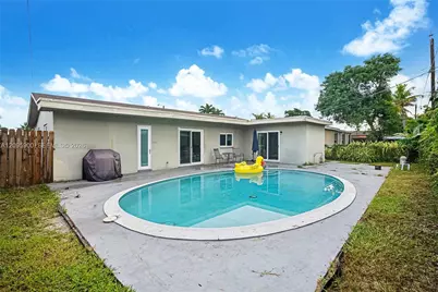 8440 Sheraton Dr, Miramar, FL 33025 - Photo 10