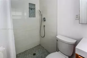 955 Van Buren St, Hollywood, FL 33019 - Photo 18