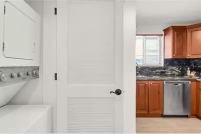 220 Washington Ave #5D, Miami Beach, FL 33139 - Photo 12