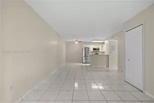 15619 SW 73rd Cir Terrace, Miami, FL 33193 - Photo 1