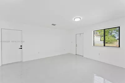 1556 NW 68th Ter, Miami, FL 33147 - Photo 10