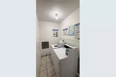 3640 NW 9th St #405, Miami, FL 33125 - Photo 6