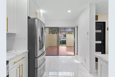 3325 Torremolinos Ave #C-44, Doral, FL 33178 - Photo 12