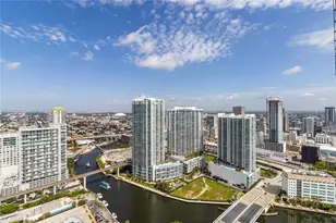 68 SE 6th St, Miami, FL 33131 - Photo 6